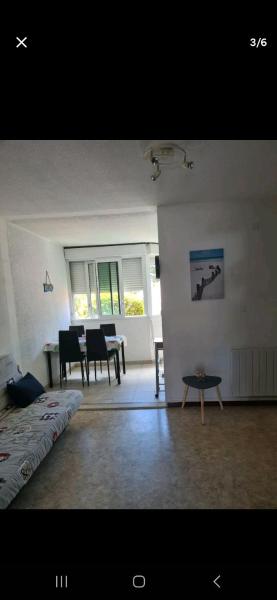 studio a 800m de la plage , parking privé